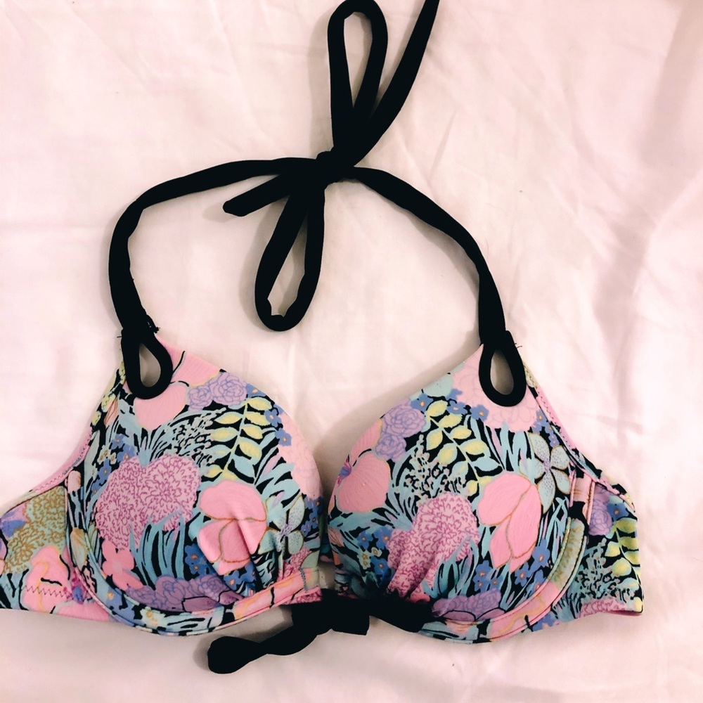 Pink floral bikini top